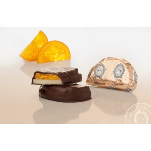 Конфета "Апельсин с марципаном в темном шоколаде", 1 шт.