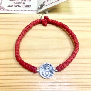 Красный комбоскини с СЕРЕБРЯНЫМ круглым медальоном (Св.Спиридон), Афон Красный комбоскини с СЕРЕБРЯНЫМ круглым медальоном (Св.Спиридон), Афон