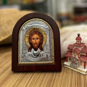 Икона "Спас Нерукотворный" (107х128 мм), серебро, Греция Икона "Спас Нерукотворный" (107х128 мм), серебро, Греция